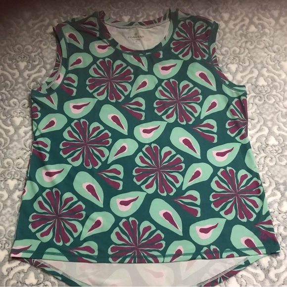 GYMWRAP Green & Berry Top Size 1X - Picture 1 of 3